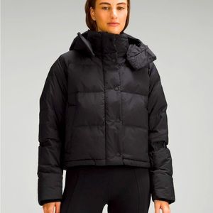 Lululemon Wunder puff cropped jacket!